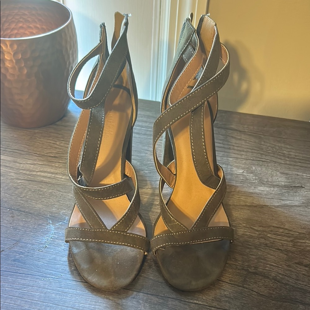 Elegant Brown Strappy Women's Sandals